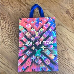 Louis Vuitton Holiday Bag! No Scratches, No Tears!